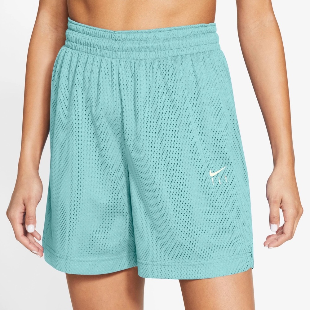 Nike Women’s Dri-FIT Swoosh Fly Basketball Shorts